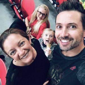 Meet your Posher, Derrall